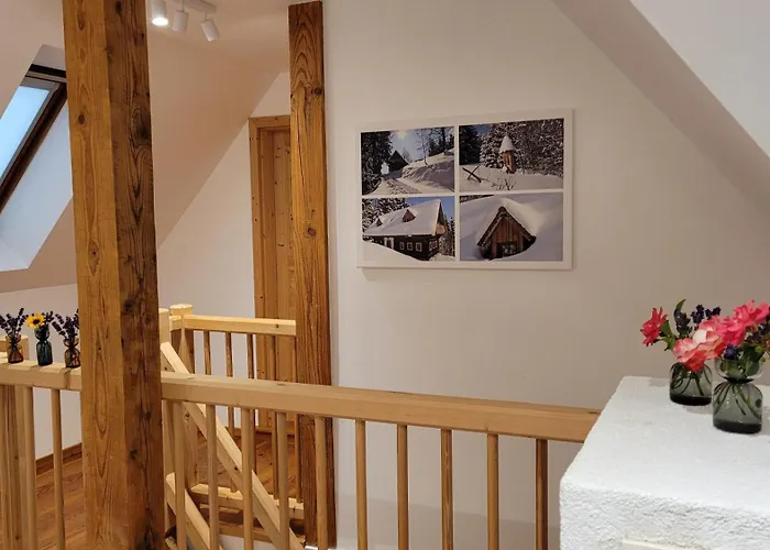 Lodenwalcher Holiday home Schwarzschachen