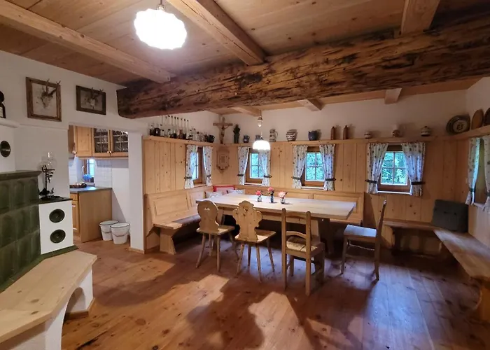 Lodenwalcher Holiday home Schwarzschachen